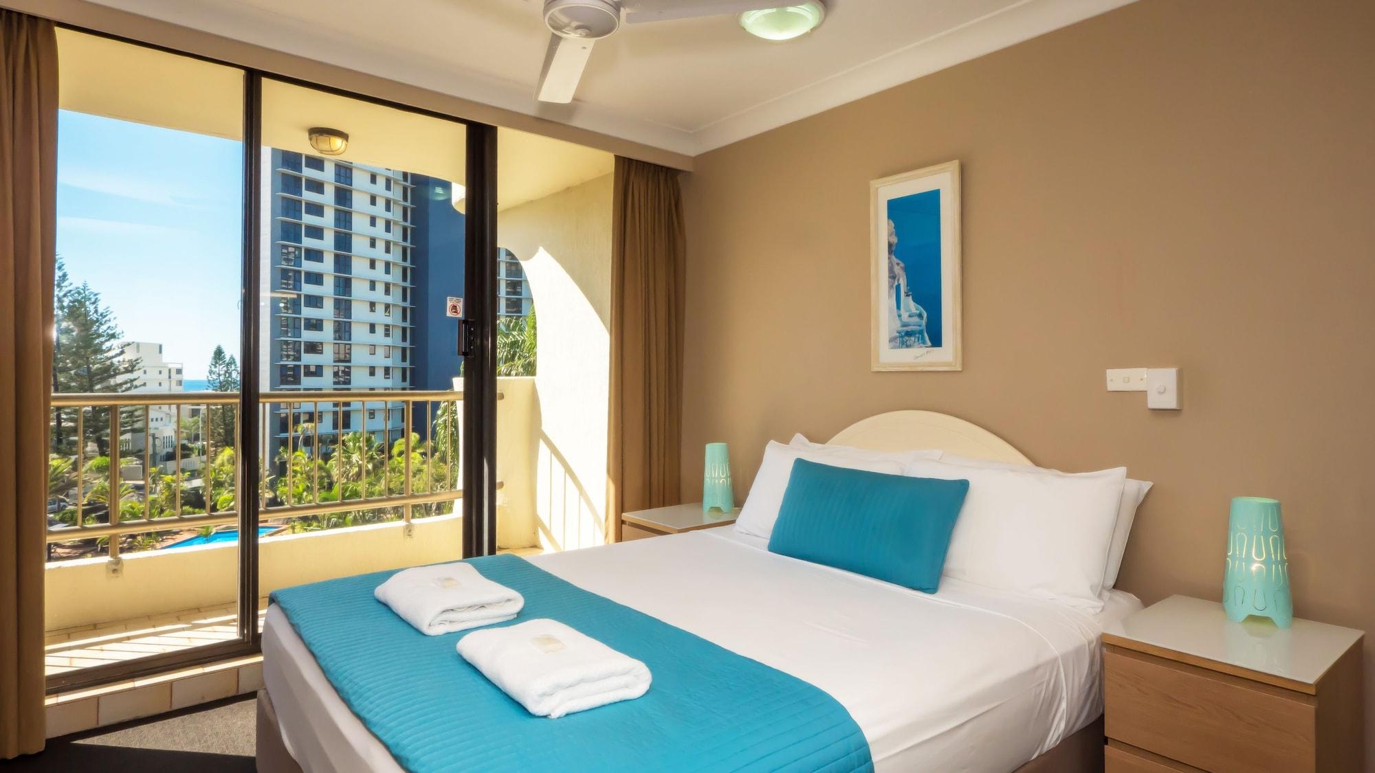 Aristocrat Apartments Gold Coast Extérieur photo