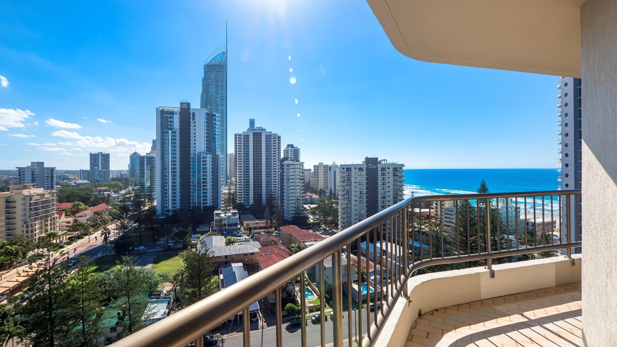 Aristocrat Apartments Gold Coast Extérieur photo