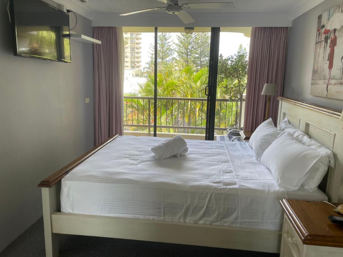 Aristocrat Apartments Gold Coast Extérieur photo