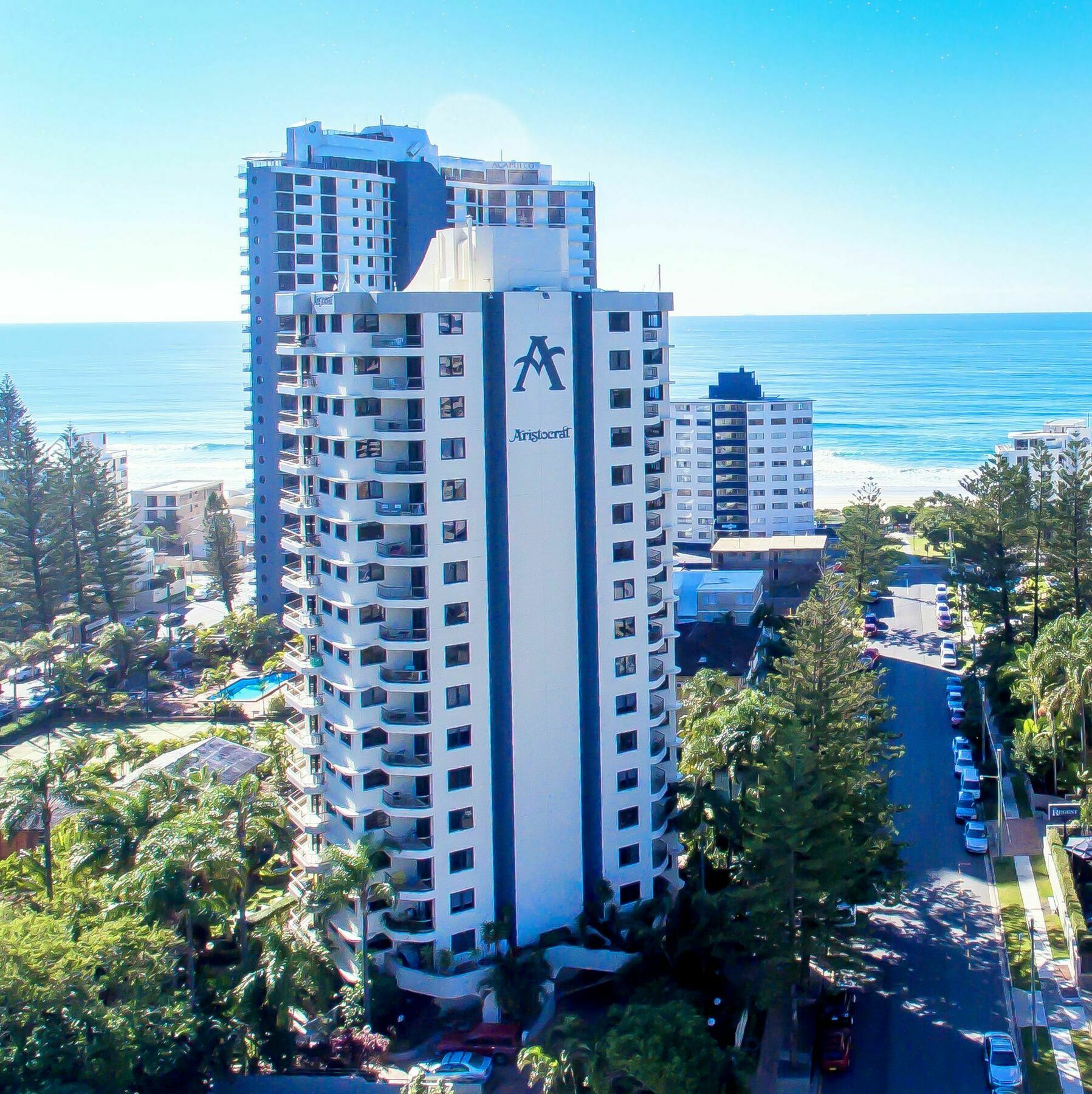 Aristocrat Apartments Gold Coast Extérieur photo